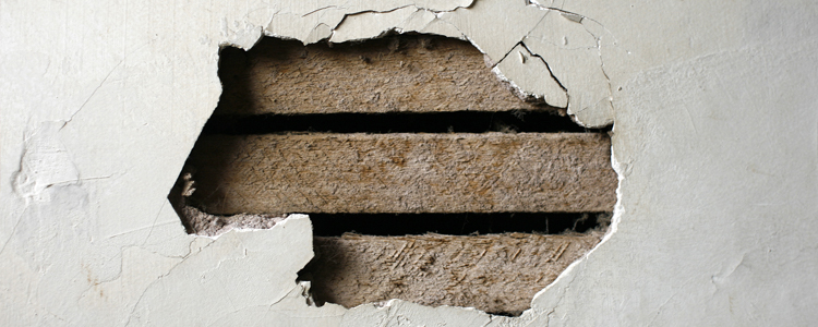 boucher trou dans le mur