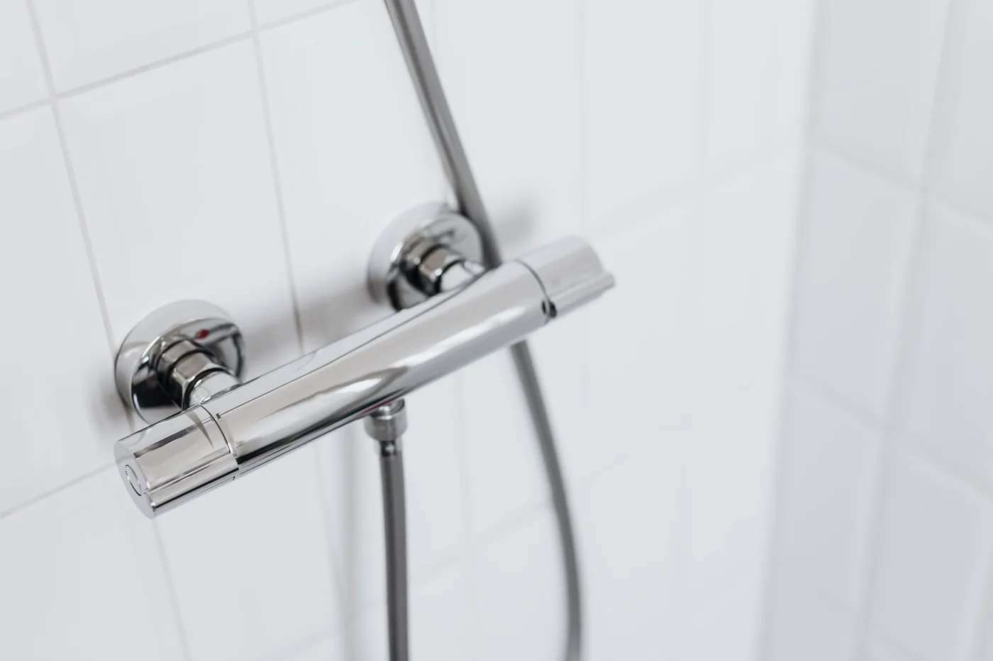 Mitigeur thermostatique de douche à contrôler en cas de fuite