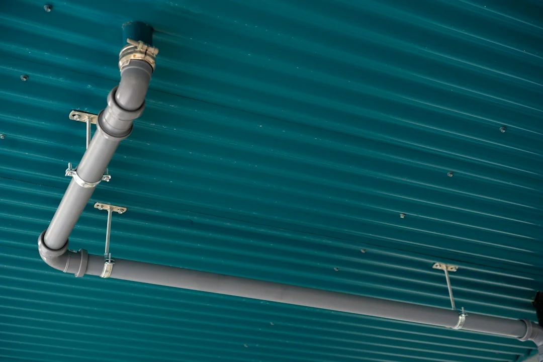 Contrôle d un raccord PVC et d une selle de branchement avant réparation